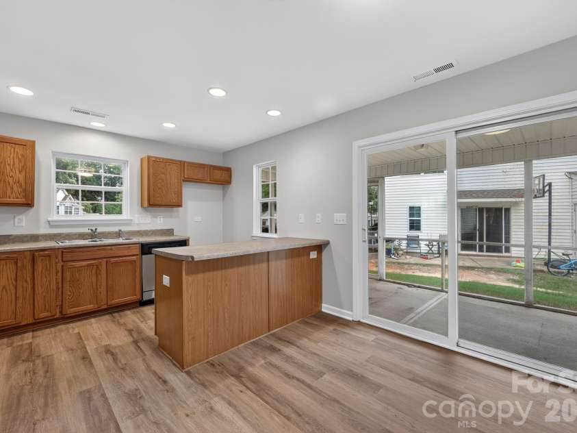 159 Limerick Road, Mooresville, NC 281115.  MLS# CAR4413542, YatesRealty ID 43666. 
