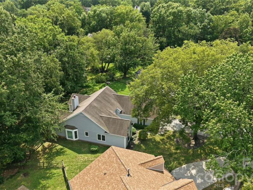 9101 Orchard Lane, Charlotte, NC 28210.  MLS# CAR4409670, YatesRealty ID 43667. 