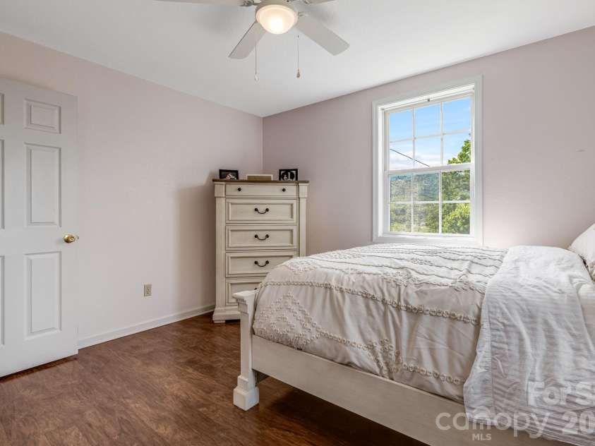 303 Hunter Street, Burnsville, NC 28714.  MLS# CAR4413835, YatesRealty ID 43668. 