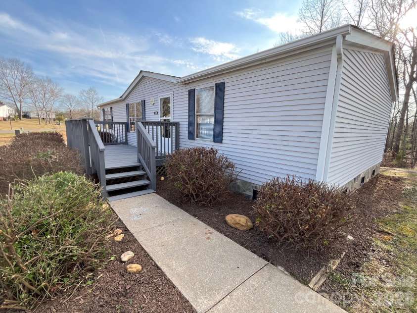 133 Harmony Drive, Nebo, NC 28761.  MLS# CAR4352442, YatesRealty ID 4367. 