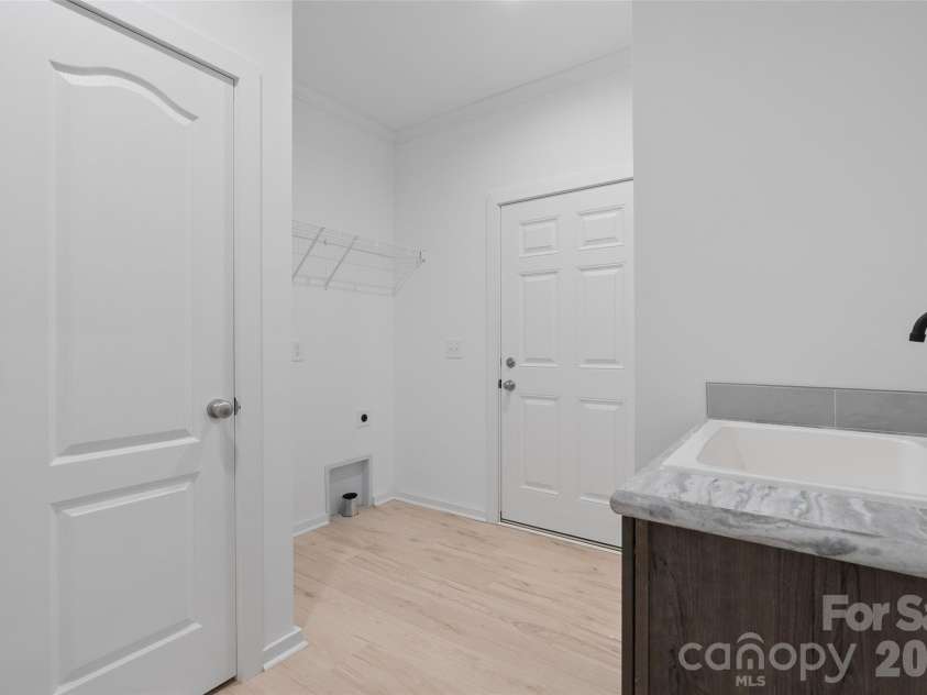 24 Green Burch Drive, Bryson City, NC 28713.  MLS# CAR4413936, YatesRealty ID 43671. 