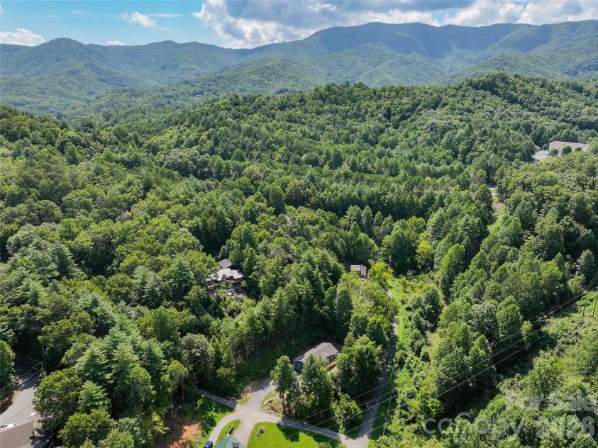 24 Green Burch Drive, Bryson City, NC 28713.  MLS# CAR4413936, YatesRealty ID 43671. 