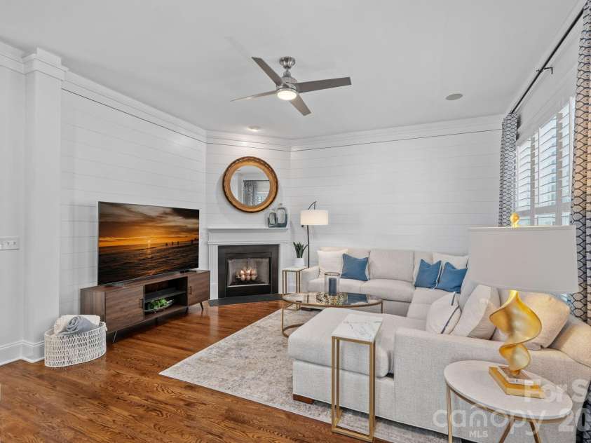 17434 Invermere Avenue, Huntersville, NC 28078.  MLS# CAR4413717, YatesRealty ID 43672. 