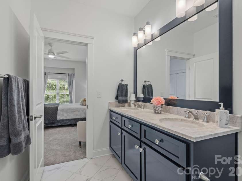 17434 Invermere Avenue, Huntersville, NC 28078.  MLS# CAR4413717, YatesRealty ID 43672. 