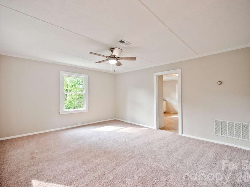 61 Pinecrest Drive, Concord, NC 28027.  MLS# CAR4413872, YatesRealty ID 43673. 