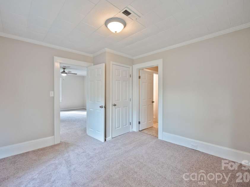 61 Pinecrest Drive, Concord, NC 28027.  MLS# CAR4413872, YatesRealty ID 43673. 