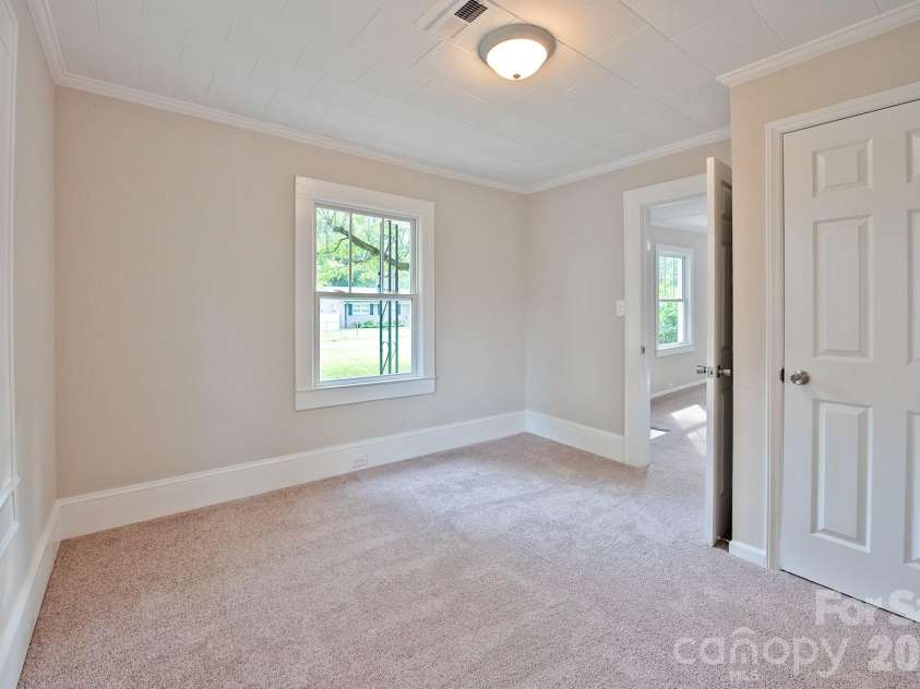 61 Pinecrest Drive, Concord, NC 28027.  MLS# CAR4413872, YatesRealty ID 43673. 