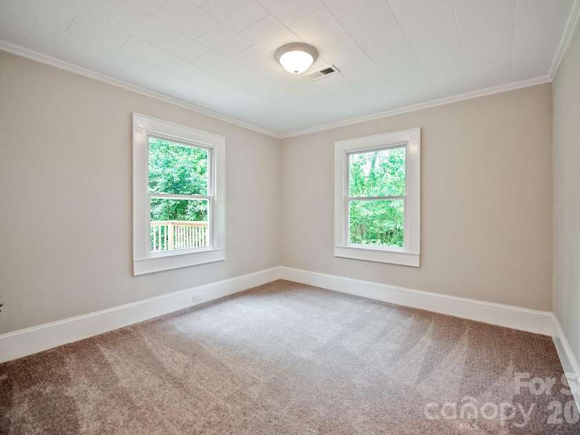 61 Pinecrest Drive, Concord, NC 28027.  MLS# CAR4413872, YatesRealty ID 43673. 