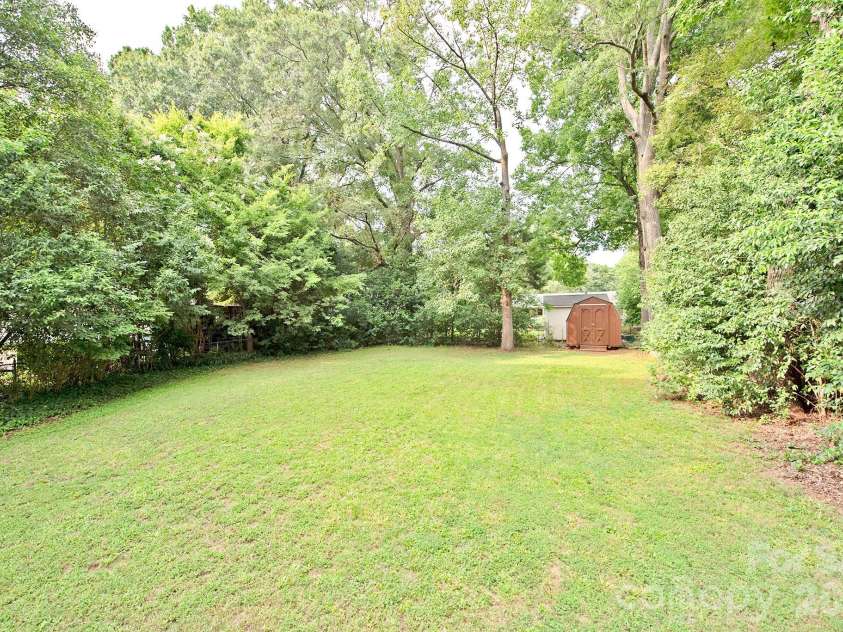 61 Pinecrest Drive, Concord, NC 28027.  MLS# CAR4413872, YatesRealty ID 43673. 