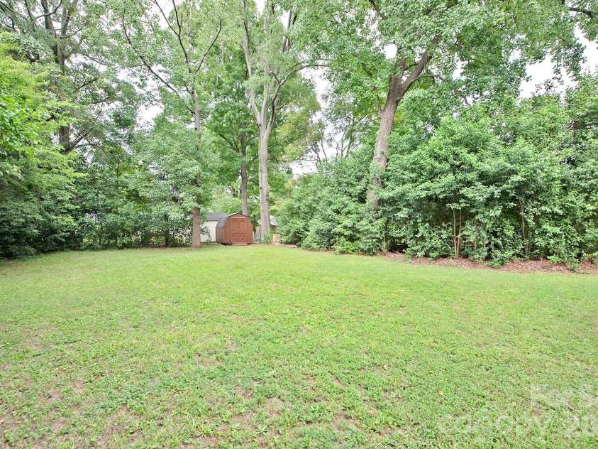 61 Pinecrest Drive, Concord, NC 28027.  MLS# CAR4413872, YatesRealty ID 43673. 