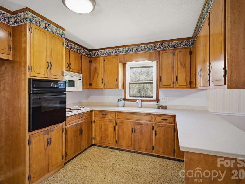 1414 Bethel Road, Morganton, NC 28655.  MLS# CAR4412973, YatesRealty ID 43676. 