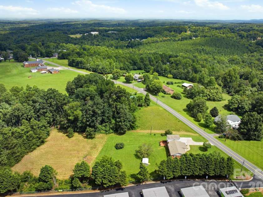 1414 Bethel Road, Morganton, NC 28655.  MLS# CAR4412973, YatesRealty ID 43676. 