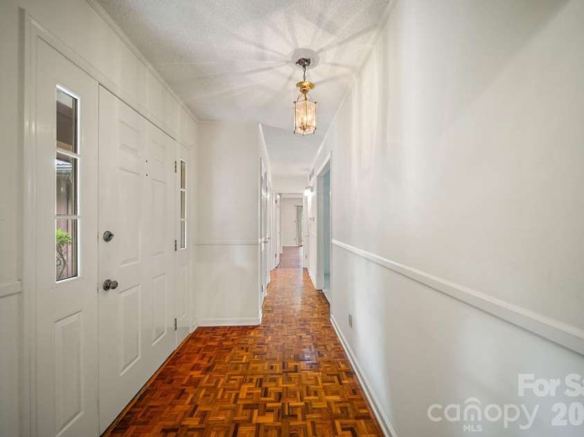 140 Redwood Street, Brevard, NC 28712.  MLS# CAR4412923, YatesRealty ID 43679. 