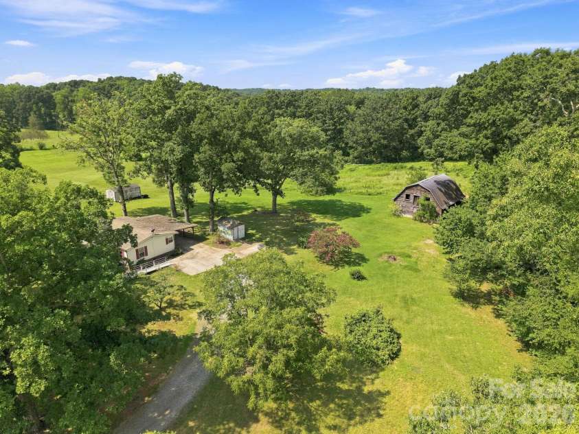 3411 Yount Road, Newton, NC 28658.  MLS# CAR4413321, YatesRealty ID 43682. 