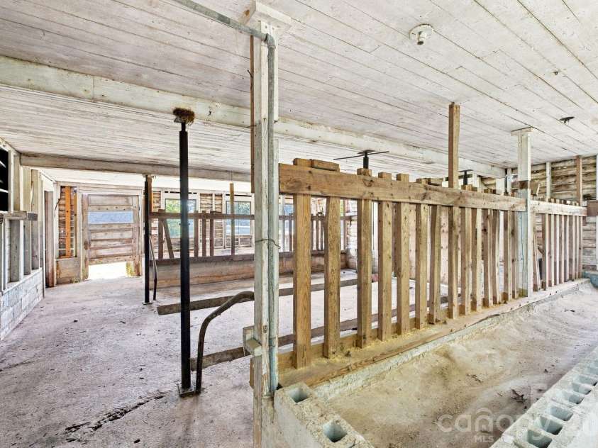 3411 Yount Road, Newton, NC 28658.  MLS# CAR4413321, YatesRealty ID 43682. 