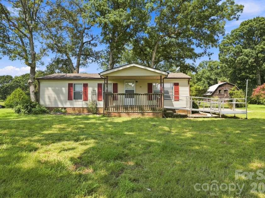 3411 Yount Road, Newton, NC 28658.  MLS# CAR4413321, YatesRealty ID 43682. 