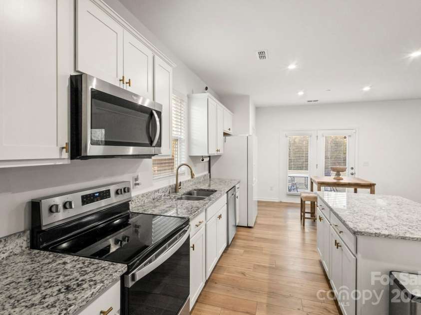 3011 Langhorne Avenue, Concord, NC 28027.  MLS# CAR4301431, YatesRealty ID 43685. Open Kitchen