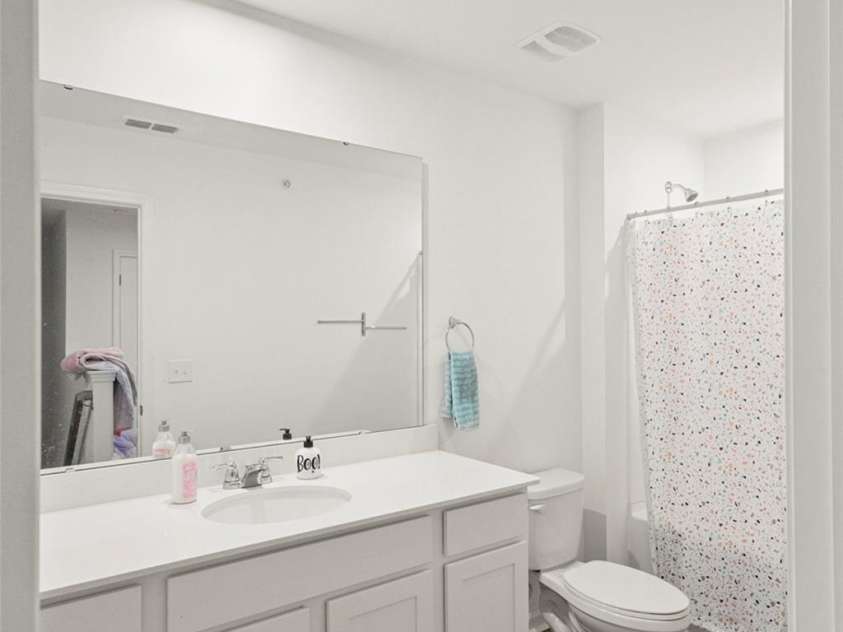 3011 Langhorne Avenue, Concord, NC 28027.  MLS# CAR4301431, YatesRealty ID 43685. Second Bathroom