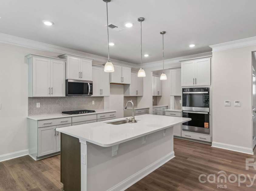 9123 Carver Avenue, Huntersville, NC 28078.  MLS# CAR4414054, YatesRealty ID 43685. 