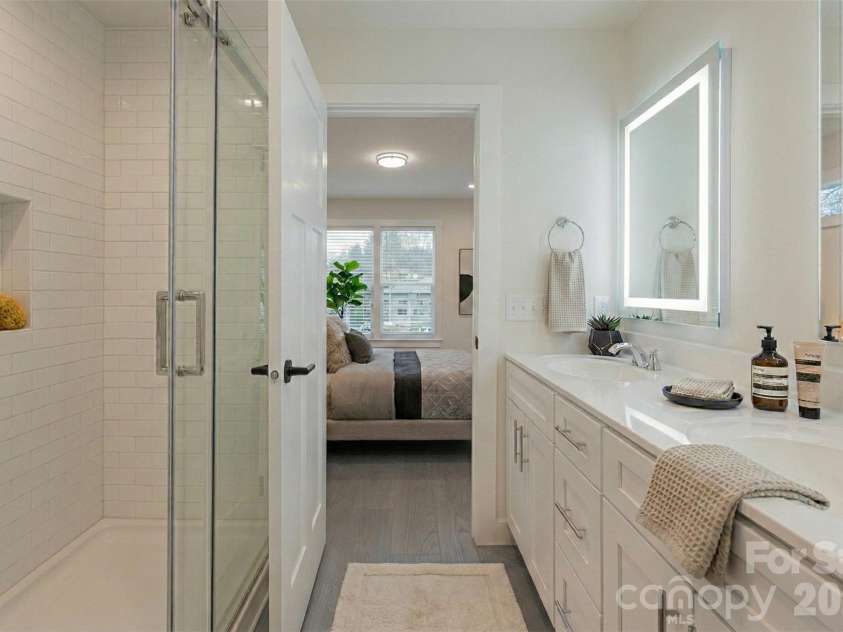 4 & 10 Wyndom Lane, Asheville, NC 28805.  MLS# CAR4413553, YatesRealty ID 43687. 10 Wyndom - Owner's Bath Virtually Staged