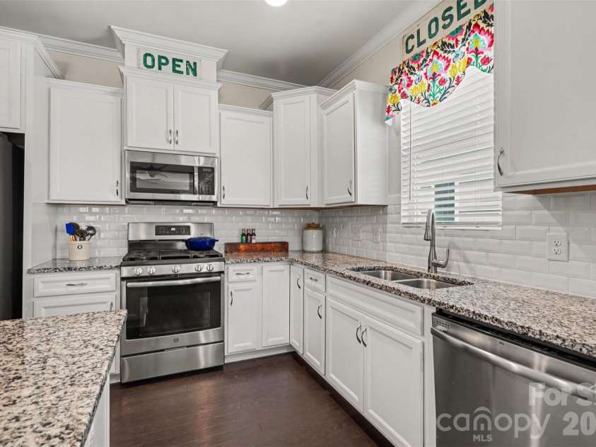 7009 Mirna Lane, Lancaster, SC 29720.  MLS# CAR4413726, YatesRealty ID 43689. 