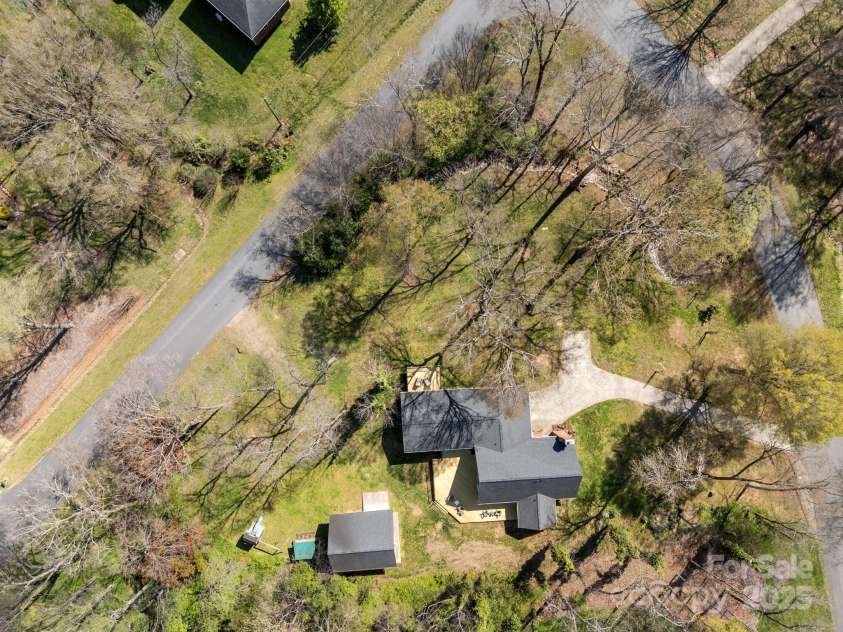3647 Glen Haven Drive, Concord, NC 28027.  MLS# CAR4240744, YatesRealty ID 4369. 
