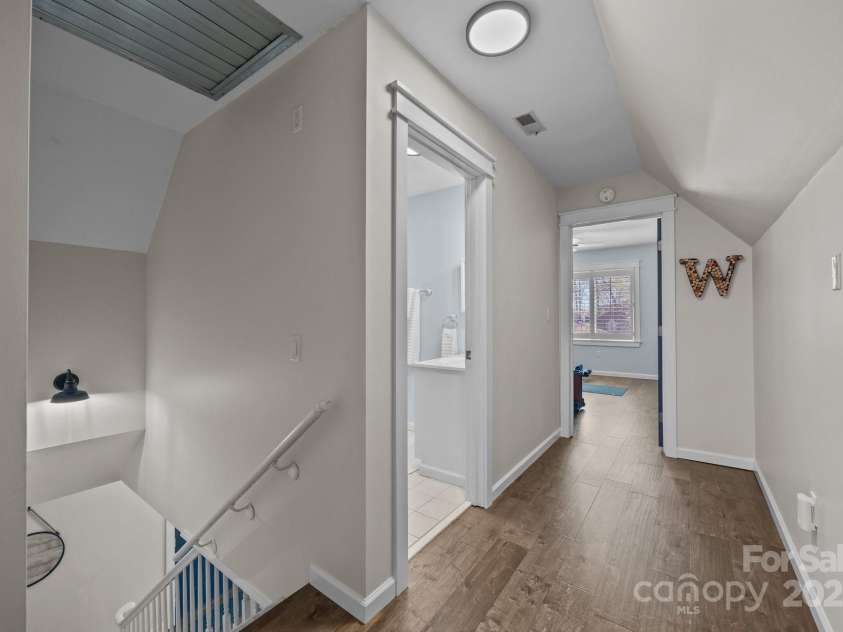 3647 Glen Haven Drive, Concord, NC 28027.  MLS# CAR4240744, YatesRealty ID 4369. Upstairs hallway
