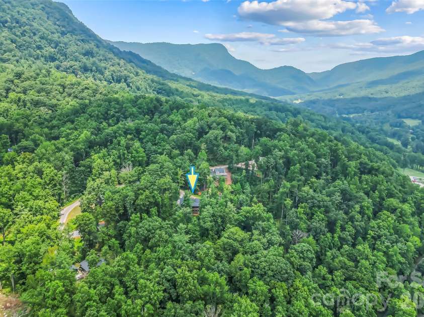 44 Valley View Drive, Marion, NC 28752.  MLS# CAR4413930, YatesRealty ID 43692. 