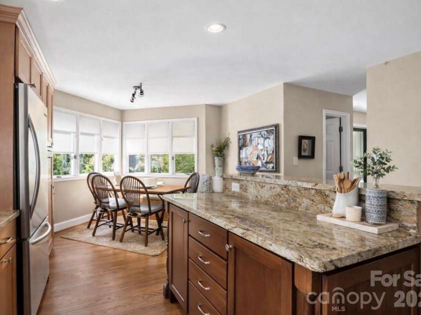 2902-A Timber Trail, Asheville, NC 28804.  MLS# CAR4414086, YatesRealty ID 43693. 