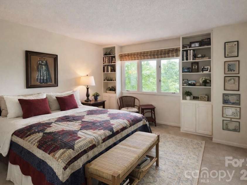 2902-A Timber Trail, Asheville, NC 28804.  MLS# CAR4414086, YatesRealty ID 43693. 