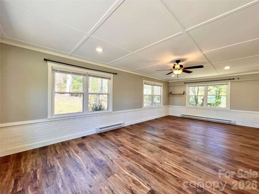 3 Mount Royal Drive, Arden, NC 28704.  MLS# CAR4413599, YatesRealty ID 43699. 