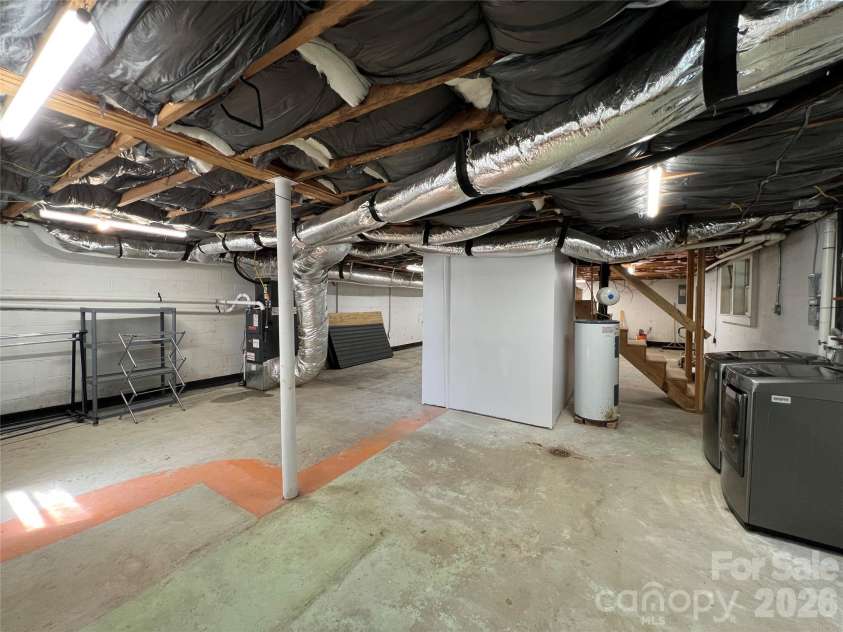 3 Mount Royal Drive, Arden, NC 28704.  MLS# CAR4413599, YatesRealty ID 43699. 