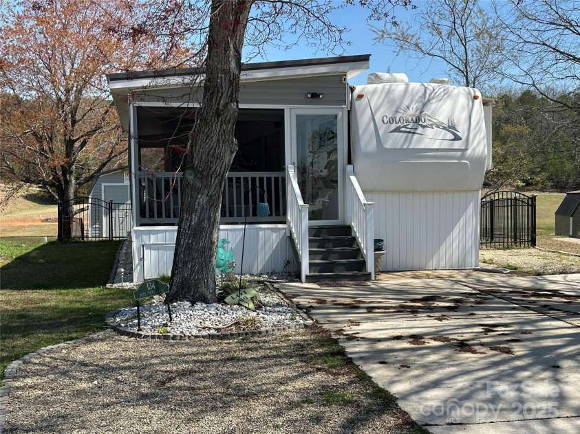 134 Putt Putt Lane, New London, NC 28127.  MLS# CAR4241139, YatesRealty ID 437. 