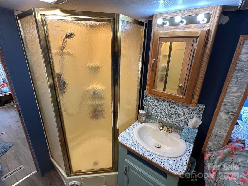 134 Putt Putt Lane, New London, NC 28127.  MLS# CAR4241139, YatesRealty ID 437. 