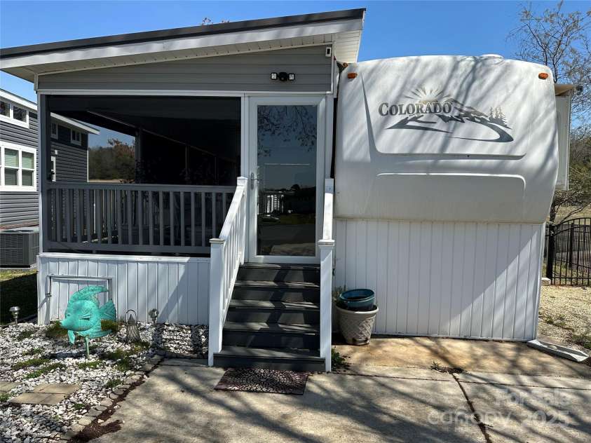 134 Putt Putt Lane, New London, NC 28127.  MLS# CAR4241139, YatesRealty ID 437. 