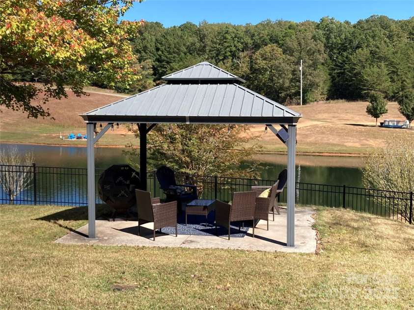 134 Putt Putt Lane, New London, NC 28127.  MLS# CAR4241139, YatesRealty ID 437. 