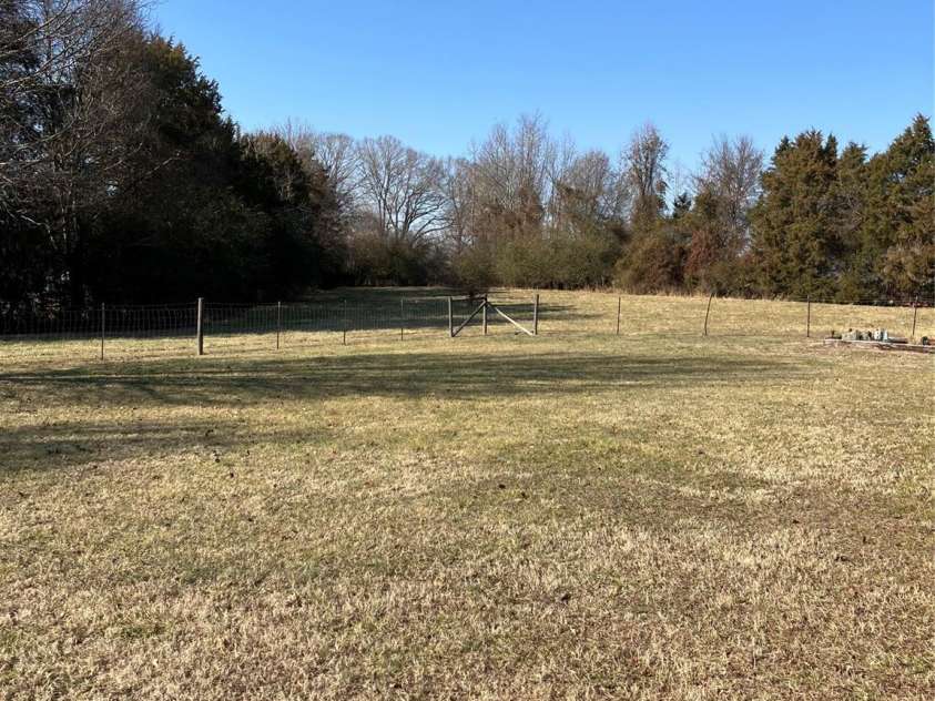 13215 Pine Bluff Road, Midland, NC 28107.  MLS# CAR4345295, YatesRealty ID 4370. 