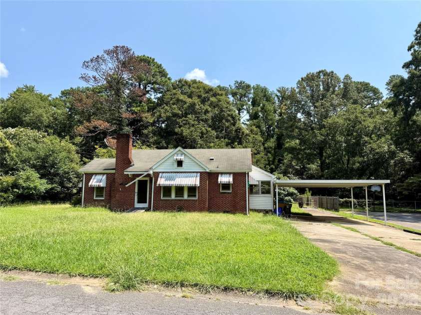 213 Wiley Avenue, York, SC 29745.  MLS# CAR4414129, YatesRealty ID 43701. 