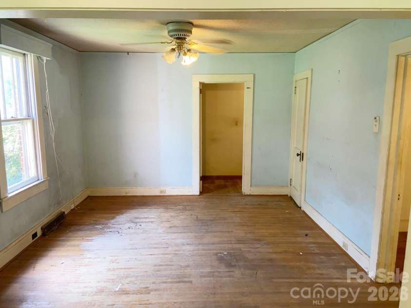 213 Wiley Avenue, York, SC 29745.  MLS# CAR4414129, YatesRealty ID 43701. 