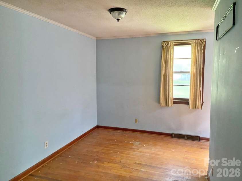 213 Wiley Avenue, York, SC 29745.  MLS# CAR4414129, YatesRealty ID 43701. 