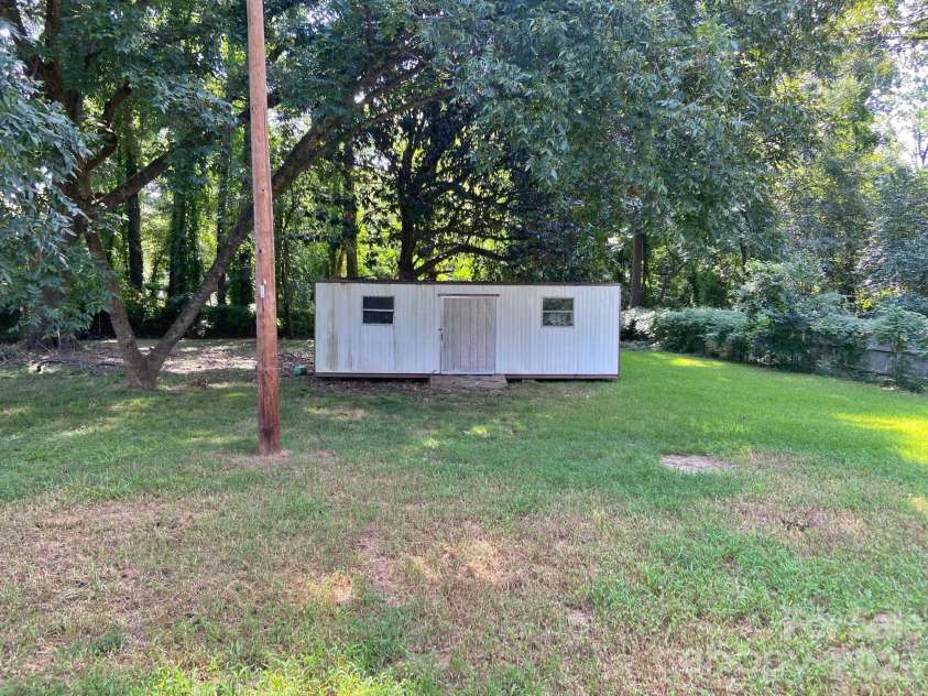 213 Wiley Avenue, York, SC 29745.  MLS# CAR4414129, YatesRealty ID 43701. 