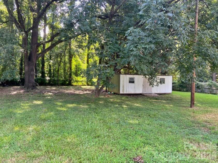 213 Wiley Avenue, York, SC 29745.  MLS# CAR4414129, YatesRealty ID 43701. 