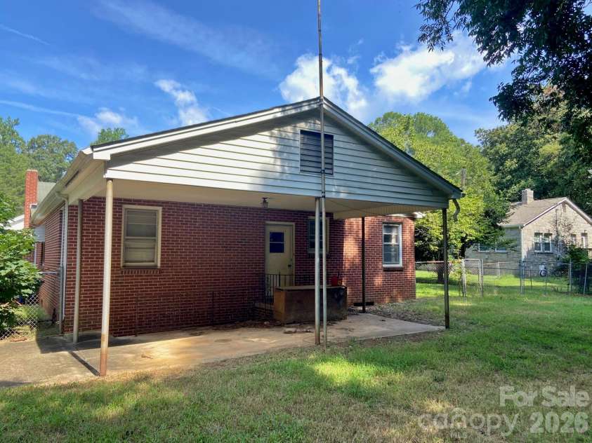 213 Wiley Avenue, York, SC 29745.  MLS# CAR4414129, YatesRealty ID 43701. 
