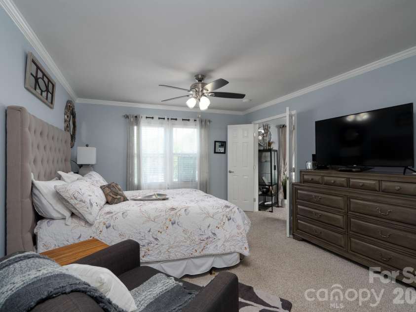 109 Stroupe Road, Gastonia, NC 28056.  MLS# CAR4407792, YatesRealty ID 43703. 