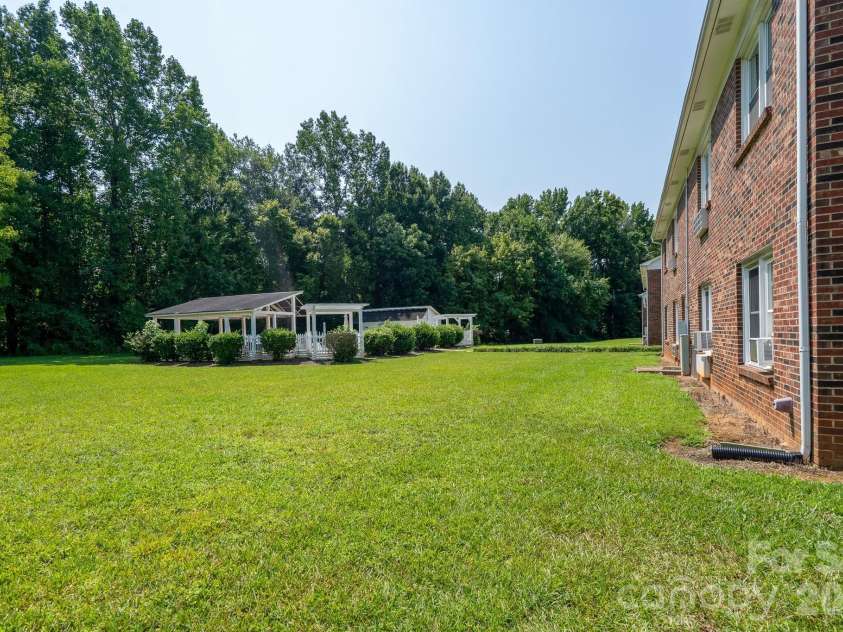 109 Stroupe Road, Gastonia, NC 28056.  MLS# CAR4407792, YatesRealty ID 43703. 
