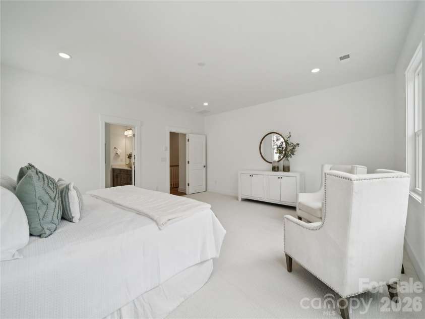 5434 Vernon Ridge Road, Huntersville, NC 28078.  MLS# CAR4413615, YatesRealty ID 43704. Picture is representative