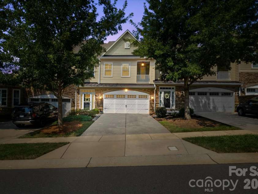 4185 La Crema Drive, Charlotte, NC 28214.  MLS# CAR4413064, YatesRealty ID 43706. 