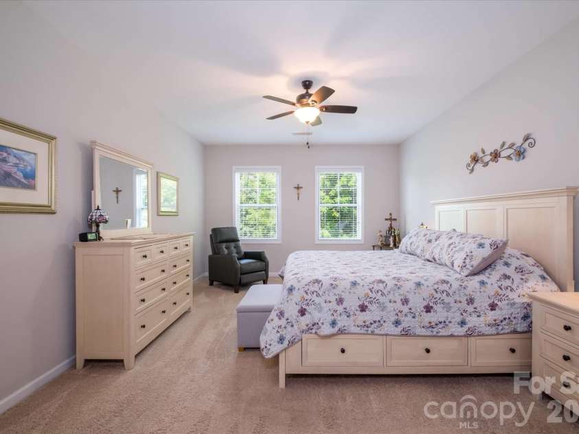 4185 La Crema Drive, Charlotte, NC 28214.  MLS# CAR4413064, YatesRealty ID 43706. 
