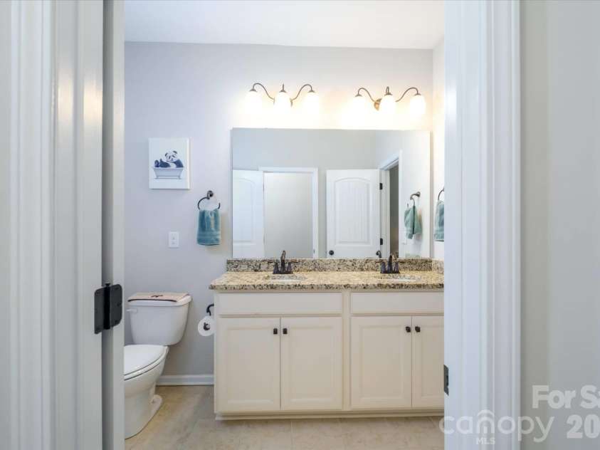 4185 La Crema Drive, Charlotte, NC 28214.  MLS# CAR4413064, YatesRealty ID 43706. 