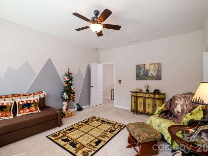 4185 La Crema Drive, Charlotte, NC 28214.  MLS# CAR4413064, YatesRealty ID 43706. 